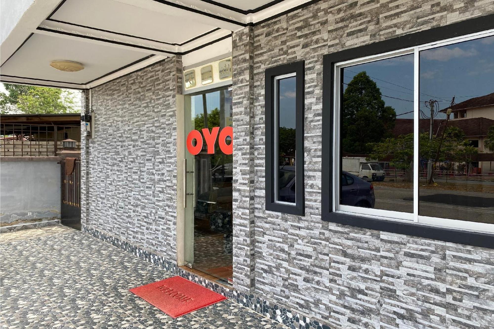 Oyo 90205 Bayu Sintok Motel Changlun Kültér fotó