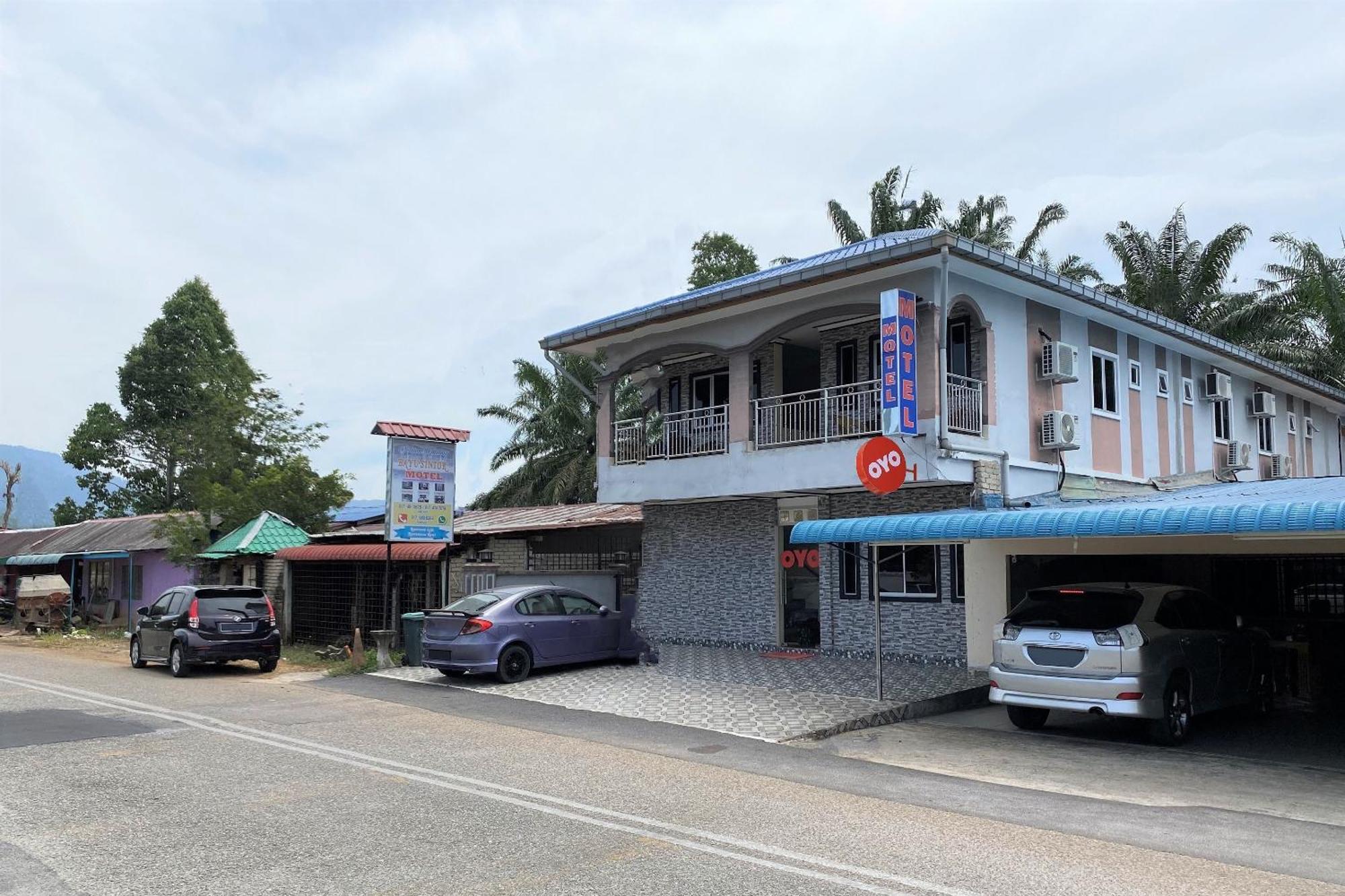 Oyo 90205 Bayu Sintok Motel Changlun Kültér fotó