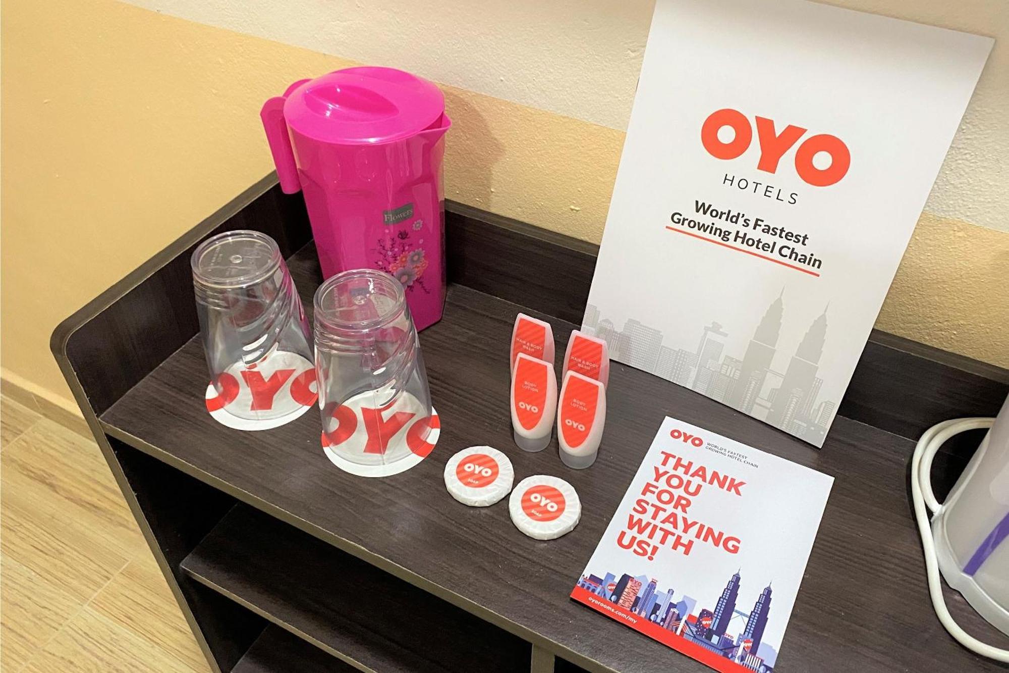Oyo 90205 Bayu Sintok Motel Changlun Kültér fotó
